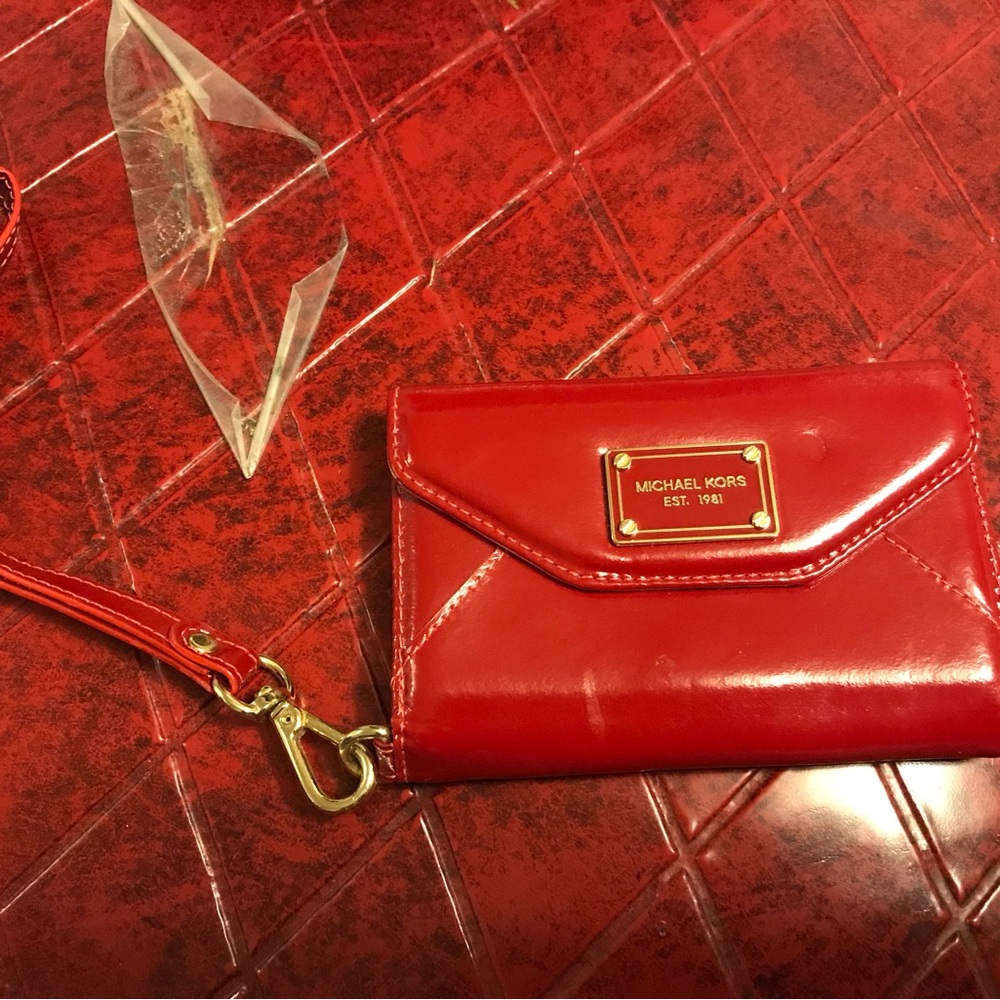 Michael Kors Glossy Red Card/ID holder - Picture 5 of 5